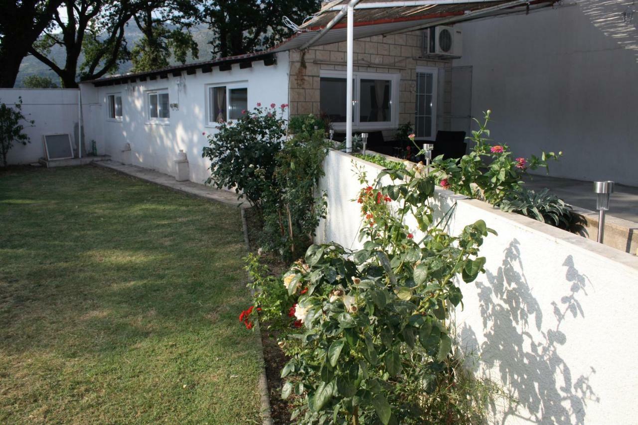 Apartments "Nono" Mlini Bagian luar foto