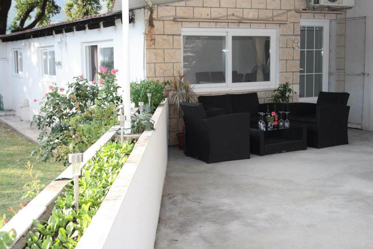 Apartments "Nono" Mlini Bagian luar foto